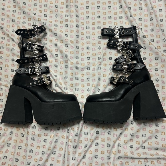 Dolls Kill Black Chunky Bat Strap Heels - Picture 1 of 1